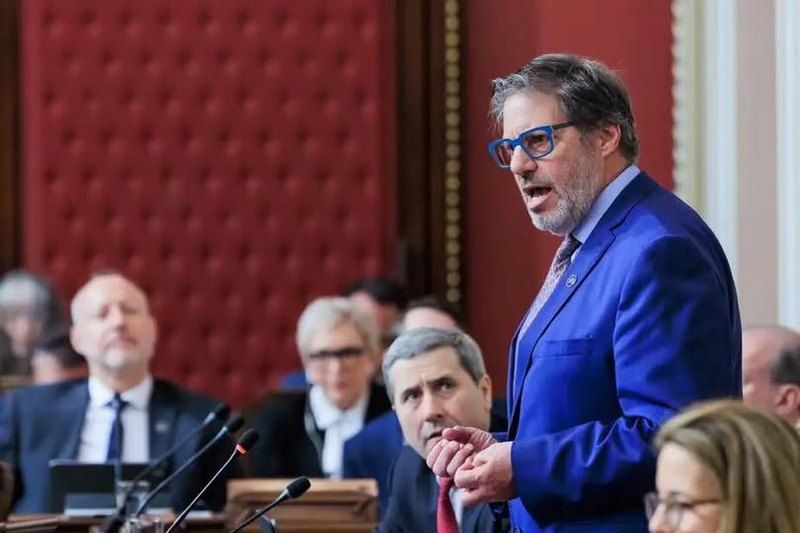 Gilles Bélanger se retire de la vie politique